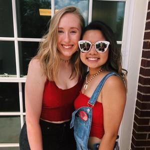 Meet your Posher, Leah